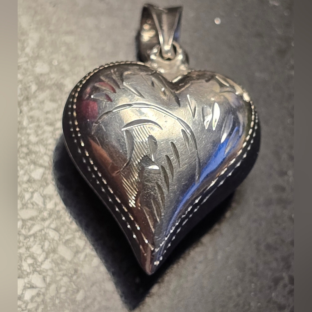 Sterling Silver Etched Puffy Heart Pendant